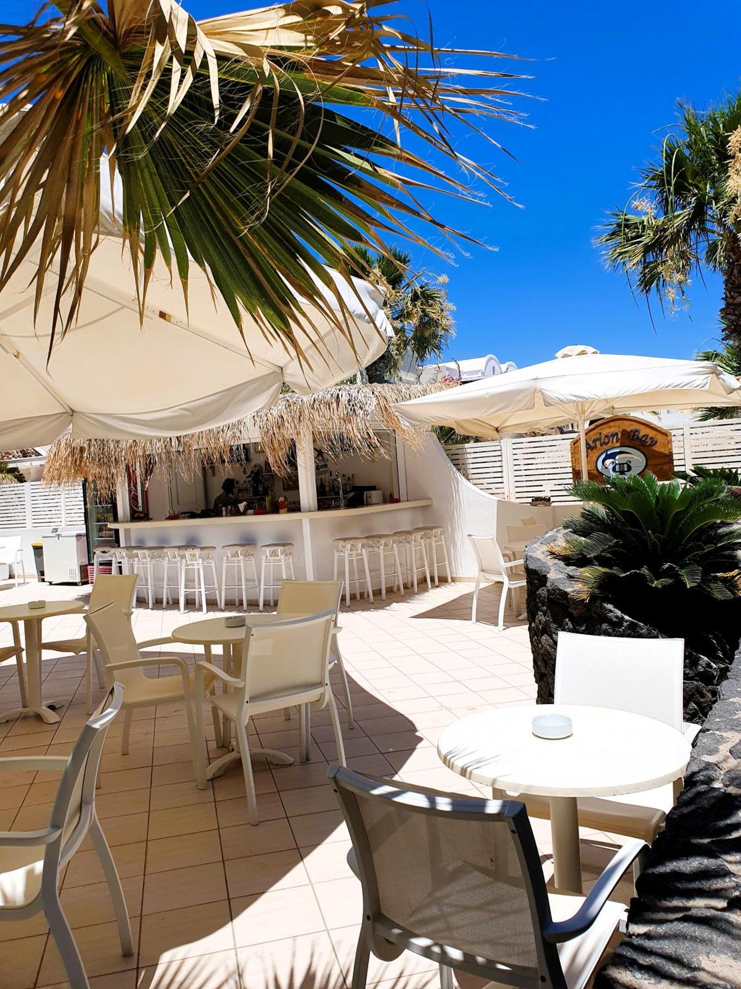 Arion Bay Hotel Santorini Kamári Exterior foto