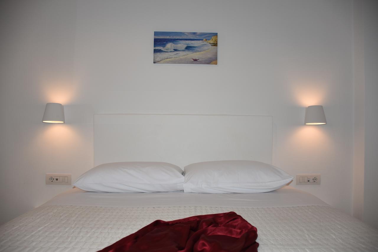 Arion Bay Hotel Santorini Kamári Exterior foto